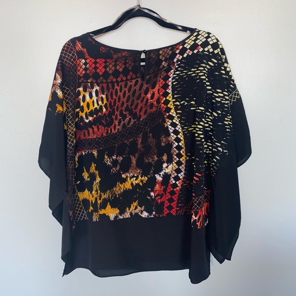 Multi-Color Flair Blouse - Picture 3 of 5